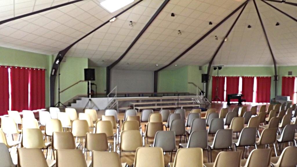 Salle des Ifs à Varrains