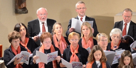 Concert UNICEF à Forrières le 9 juin 2012, la Schola Cantorum de Wellin, sous la direction de José REMACLE